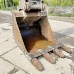 12_Liebherr R934C BM5801_23