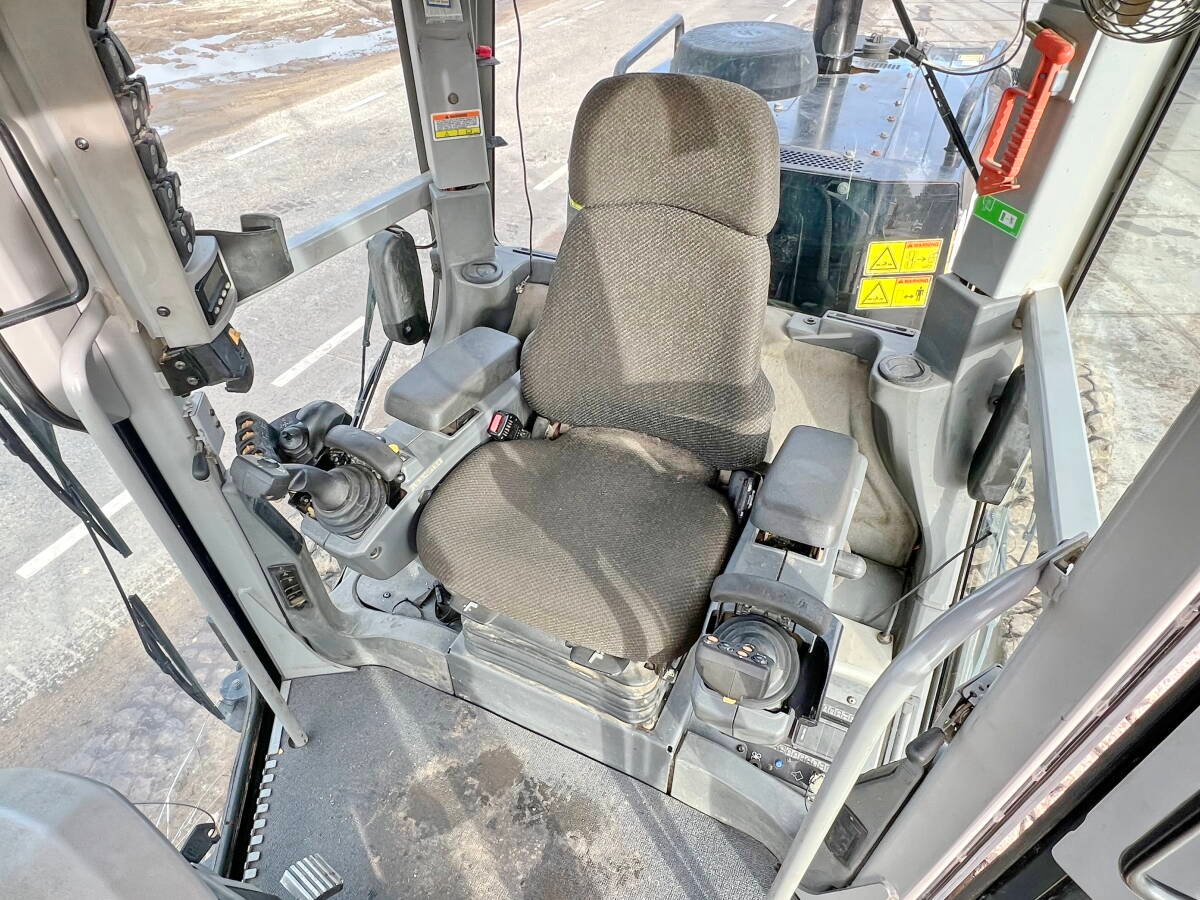 Caterpillar 140M AWD - Image 9