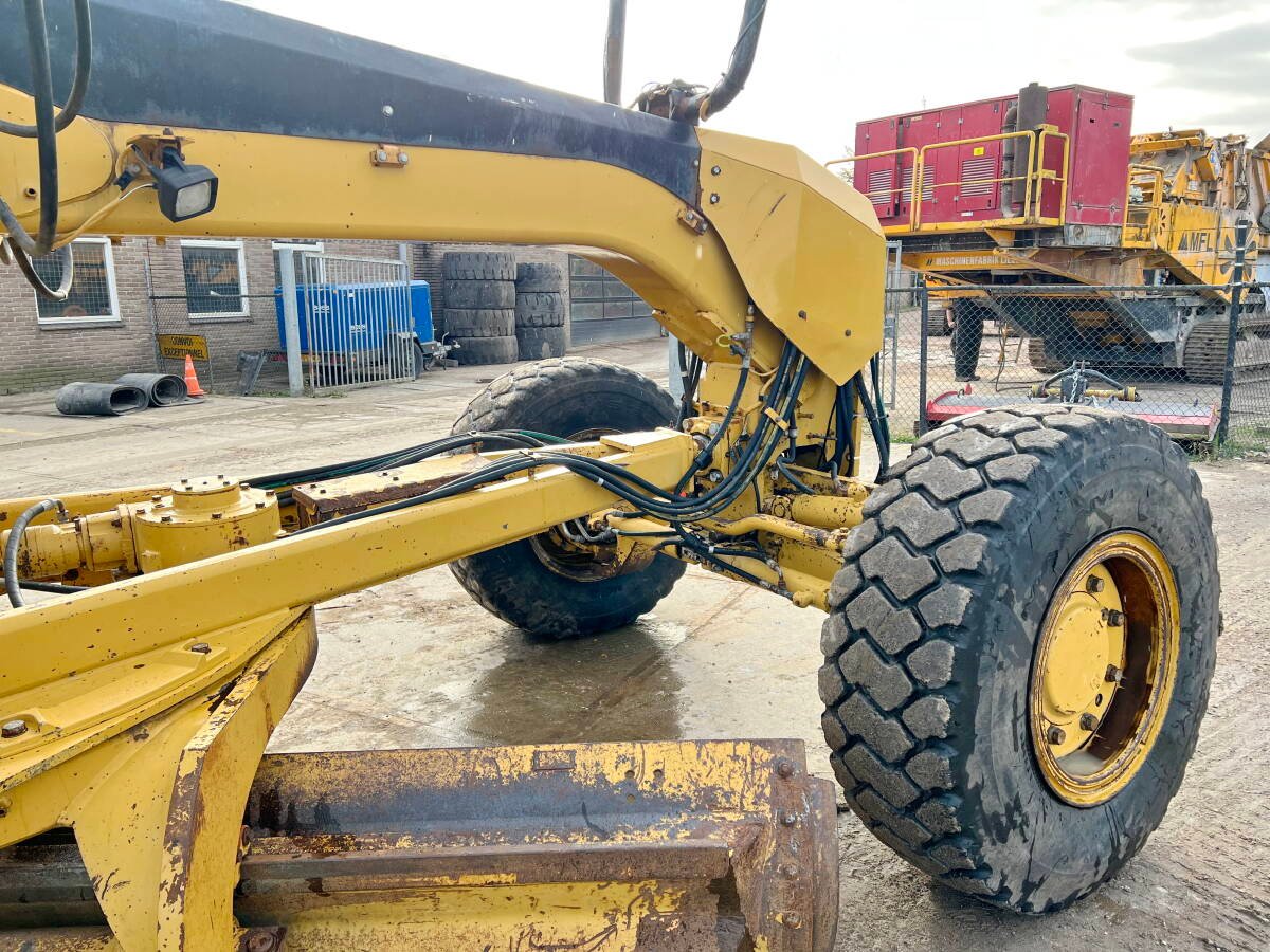 Caterpillar 140M AWD - Image 13