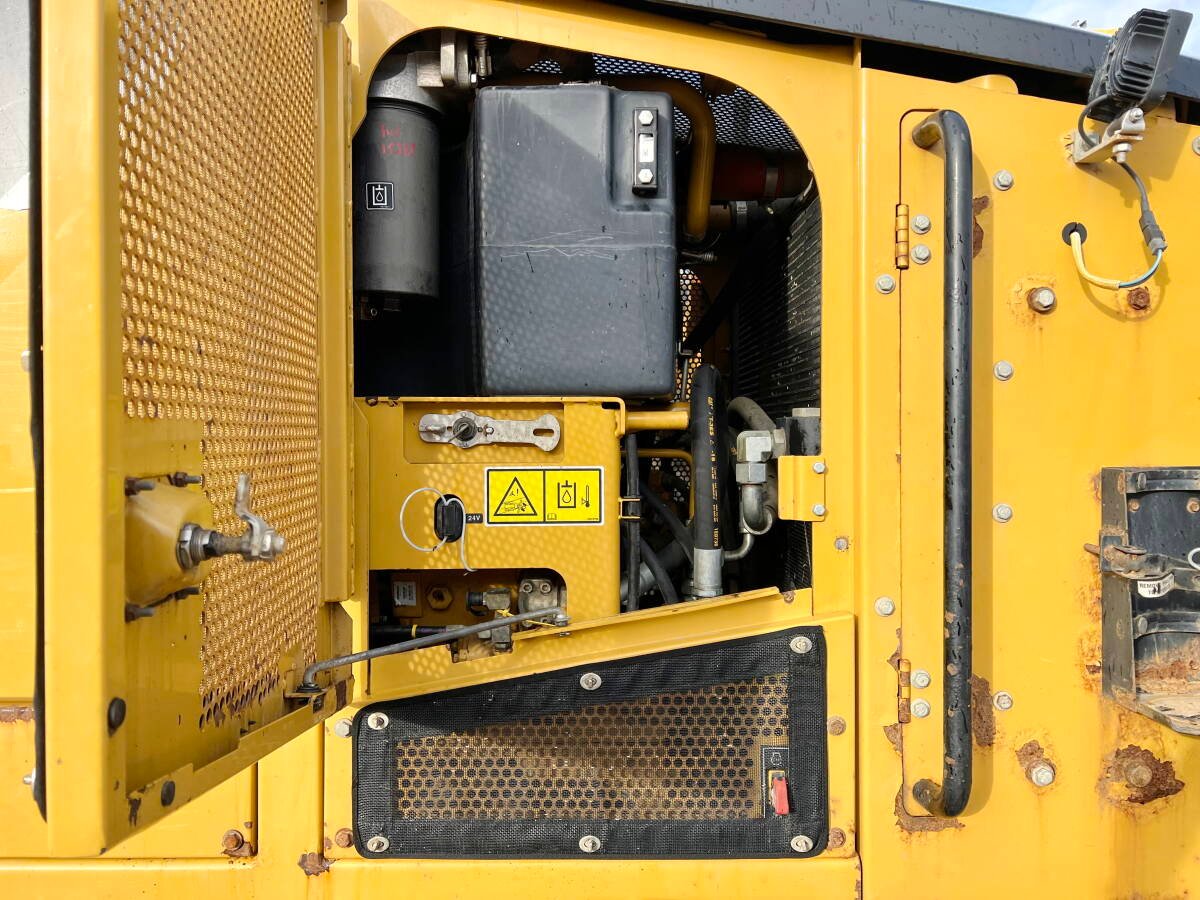 Caterpillar 140M AWD - Image 18