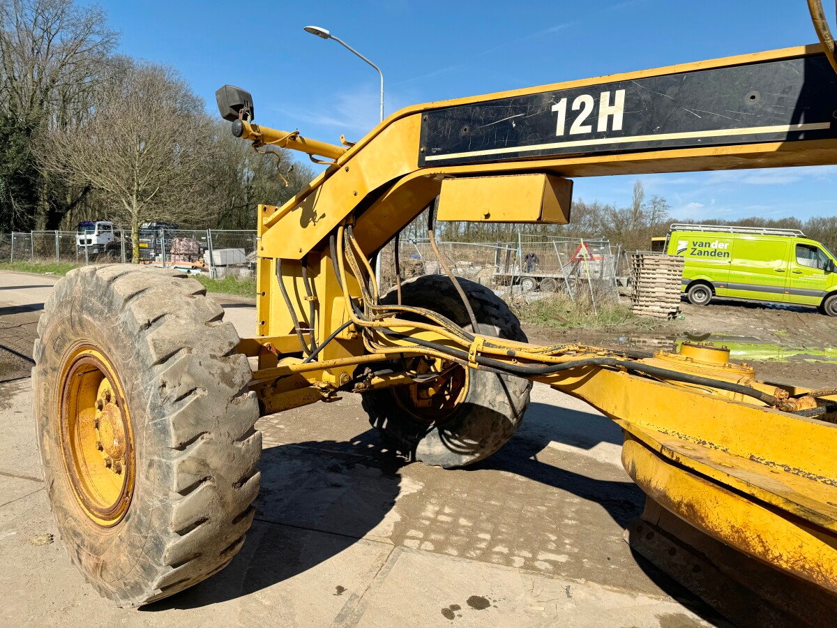Caterpillar 12H - Image 2