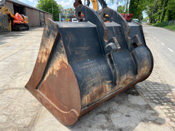 Bucket 25-30 Ton Excavator - Image 4
